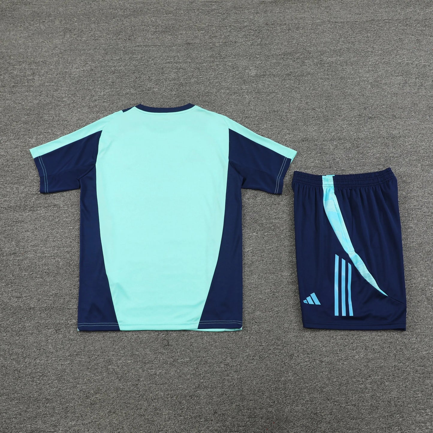 Ensemble Arsenal Turquoise