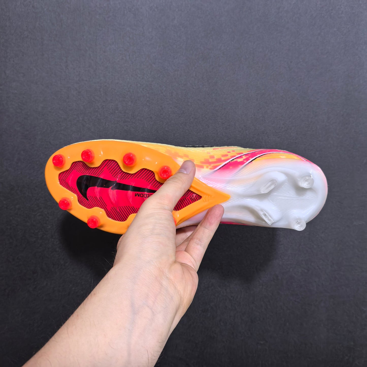 AIR ZOOM MERCURIAL VAPOR XVI ELITE AG-4