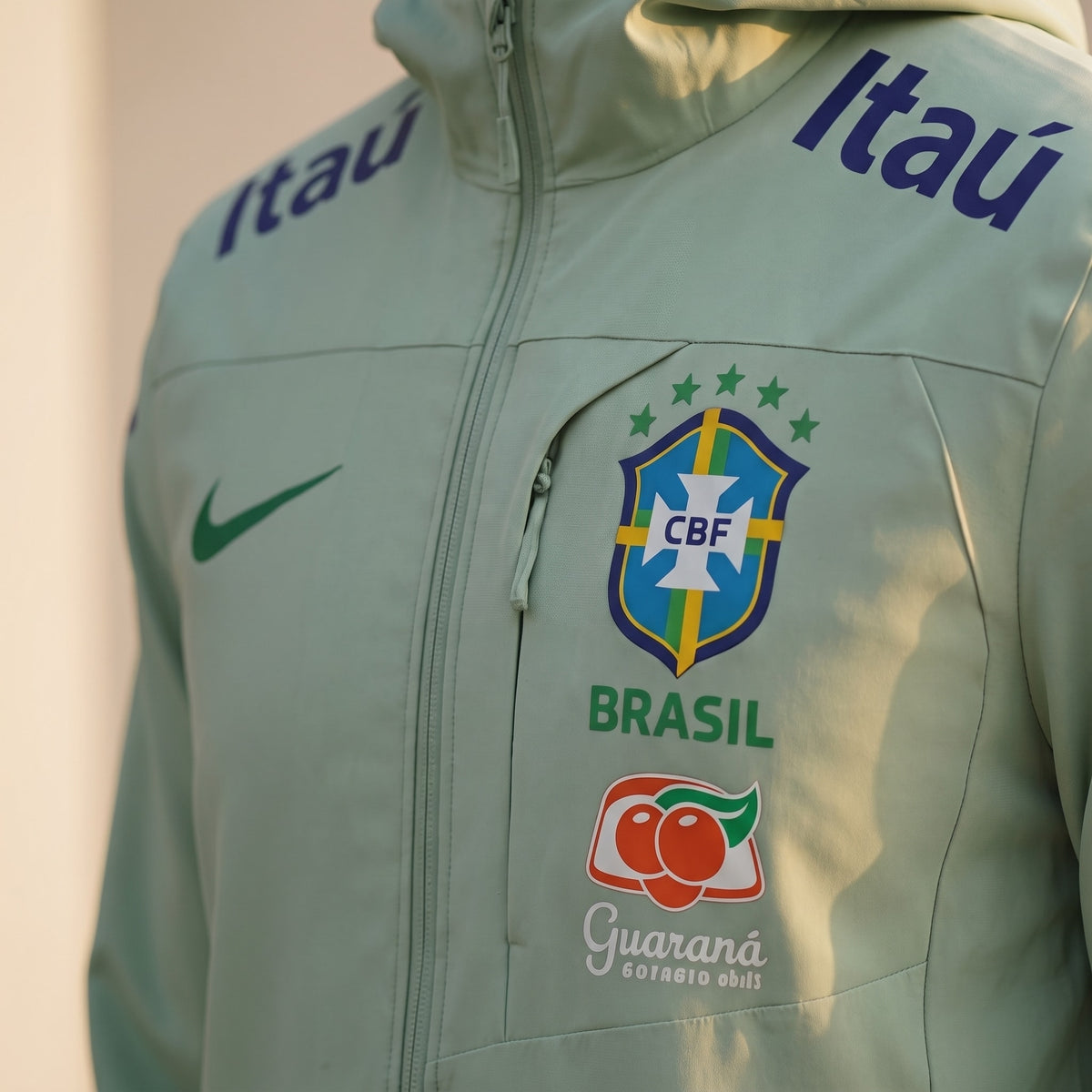 Veste Brésil vert 2025/2026 – détail du logo