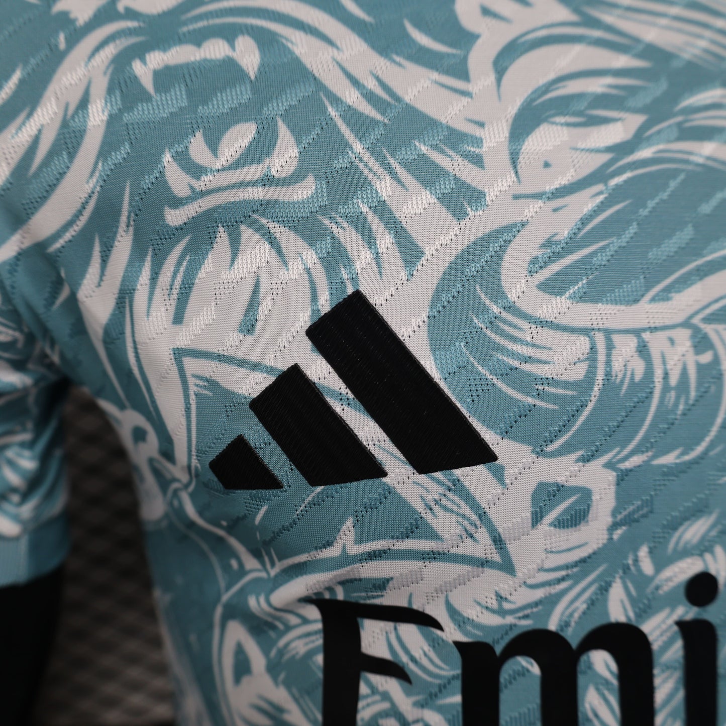 Maillot Réal Madrid concept 2025-2026