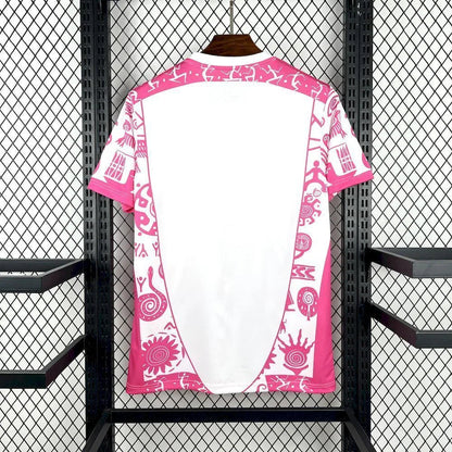Maillot Mexique concept 2026 rose