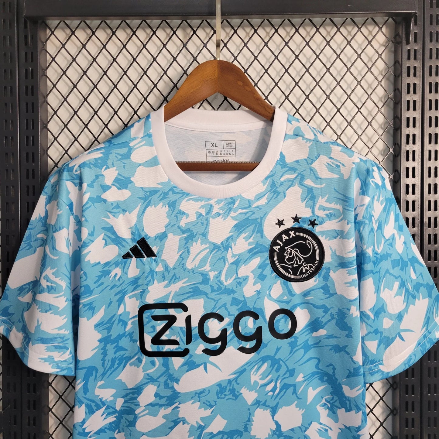 Ajax maillot entraînement 23/24