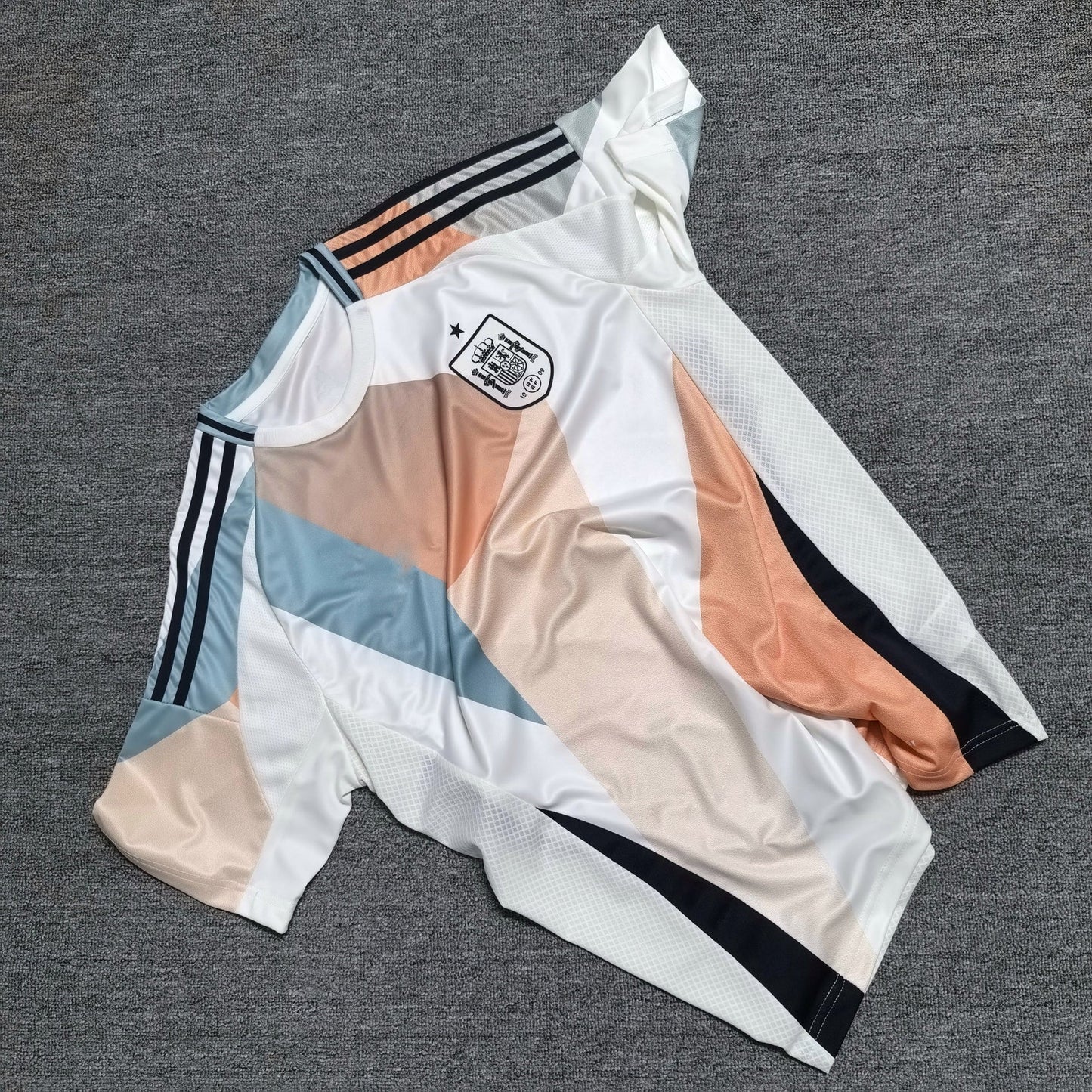 Spanien Weißes Trikot 25/26