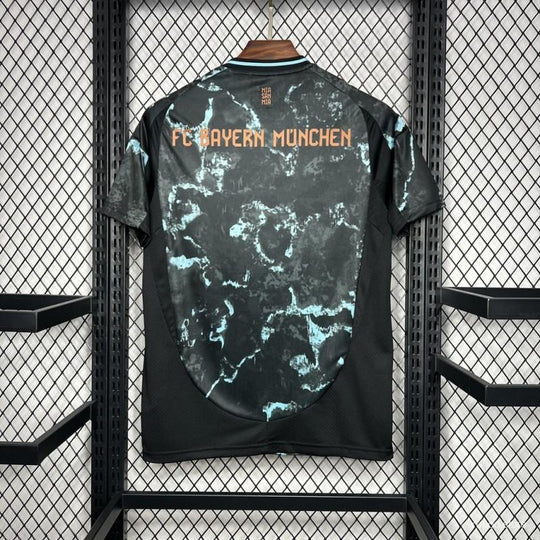 Maillot Bayern Munich Extérieur Noir 24/25