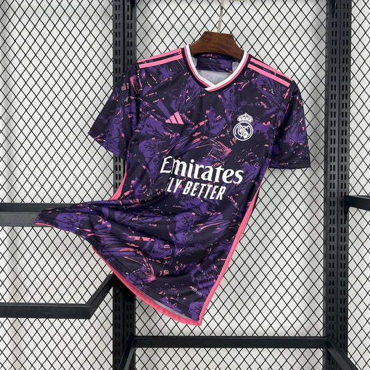 Maillot Real Madrid foot concept rose 2024 2025